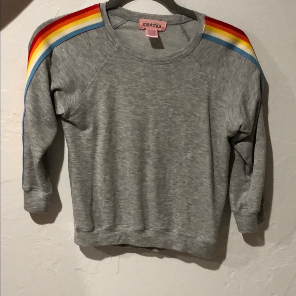Gray shirt